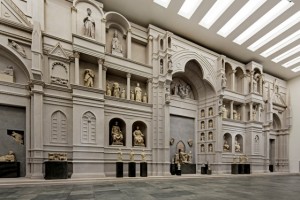 Museo del Duomo di Firenze La sala con il modello ricostruito dell’antica facciata della cattedrale
